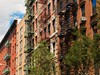 Typické barevné budovy ve čtvrti Little Italy
